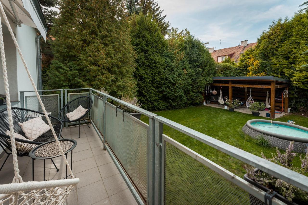 Apartman S Terasou Olomouc Bagian luar foto