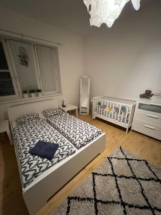 Apartman S Terasou Olomouc Bagian luar foto
